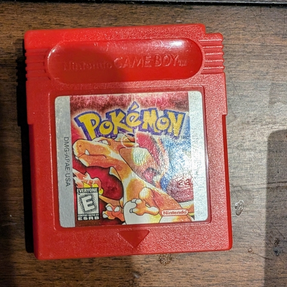 Pokemon GameBoy RED bundle - Picture 5 of 10